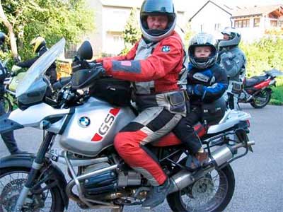 Claves para llevar a los niños en la moto 1